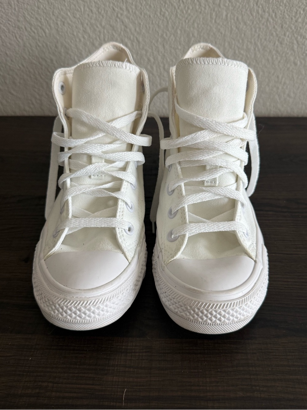 Converse White High-Top Canvas Sneakers — Classic Lace-Ups
